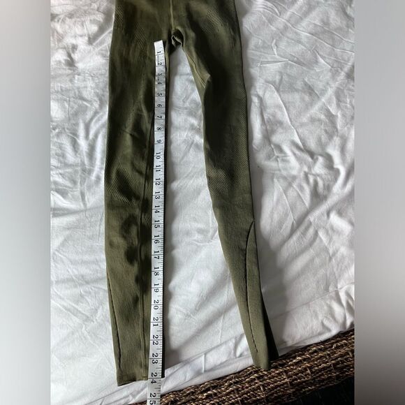 FABLETICS Sculptknit Contour Low-Impact Dark Moss Khloe Edit Size XS - Picture 13 of 15
